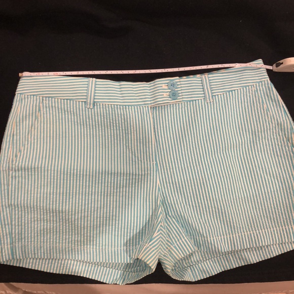 Vineyard Vines Striped Shorts - Picture 6 of 7